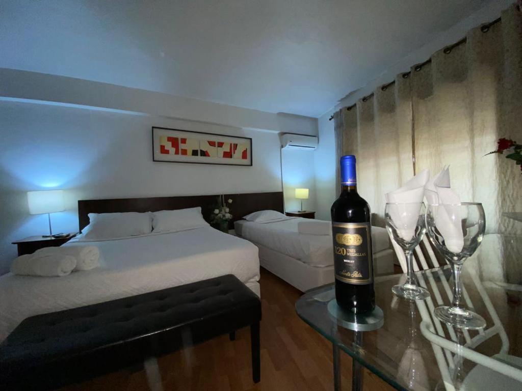Hotel Parque Forestal Santiago Luaran gambar